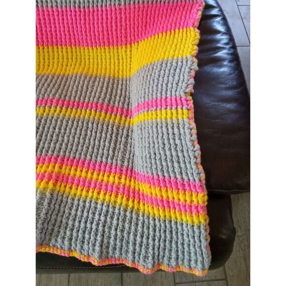 Multi color handmade afghan crochet throw blanket Hot 🔥 Pink, Grey, Yellow - Picture 3 of 5